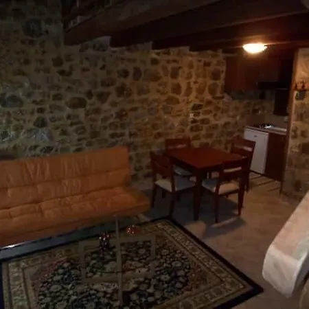 To Agnanti Tou Helmou Guest house Gounariannika